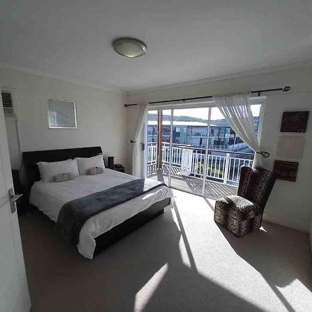 Waterfront - 1 South Quay Lovely Two Bed On Water Knysna Esterno foto