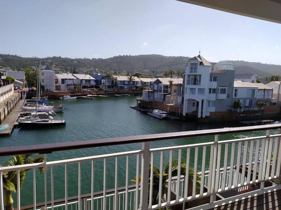 Waterfront - 1 South Quay Lovely Two Bed On Water Knysna Esterno foto
